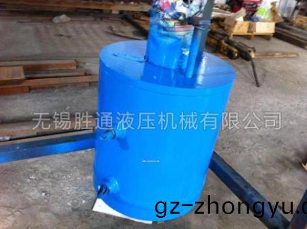 冶(ye)金(jin)設備(bei)液(ye)壓油(you)缸